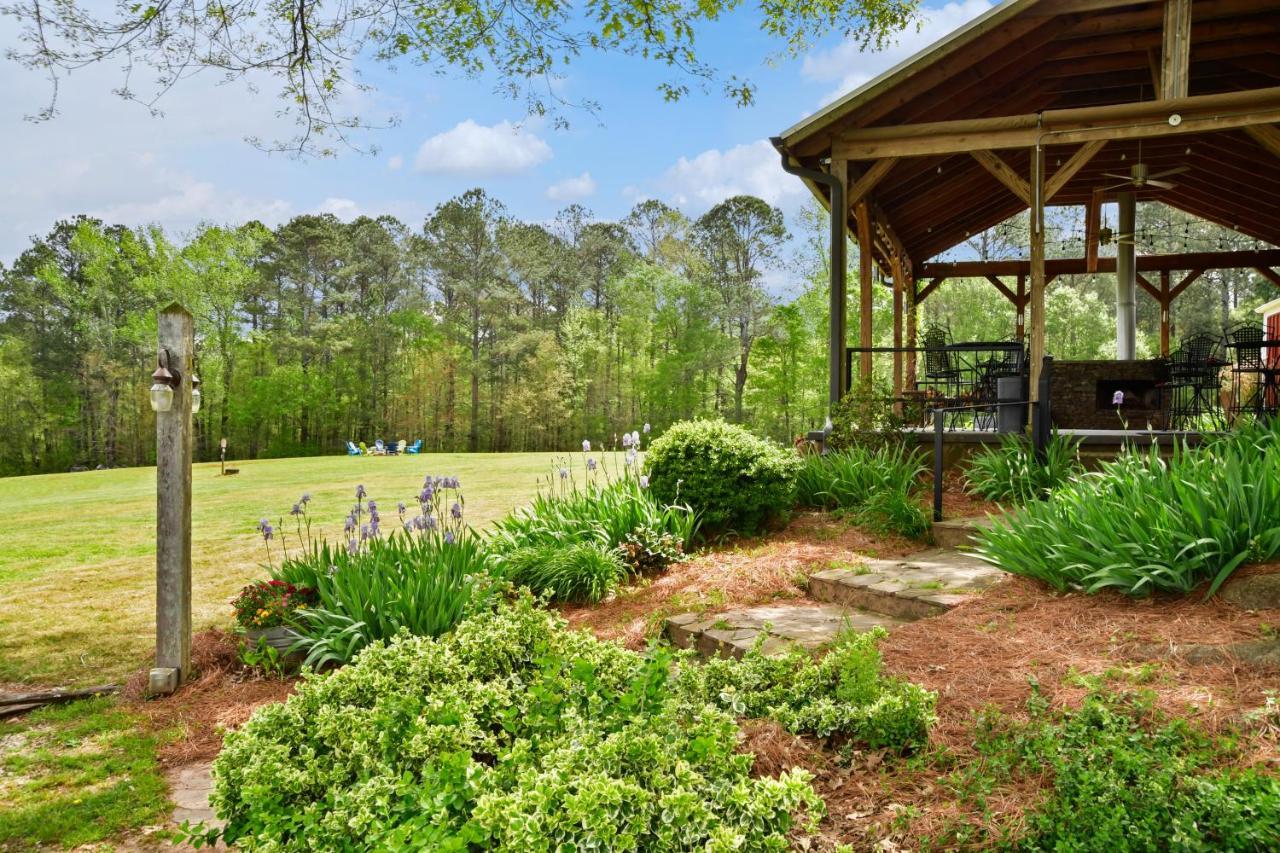 The Farmhouse Inn Buckhead Bagian luar foto