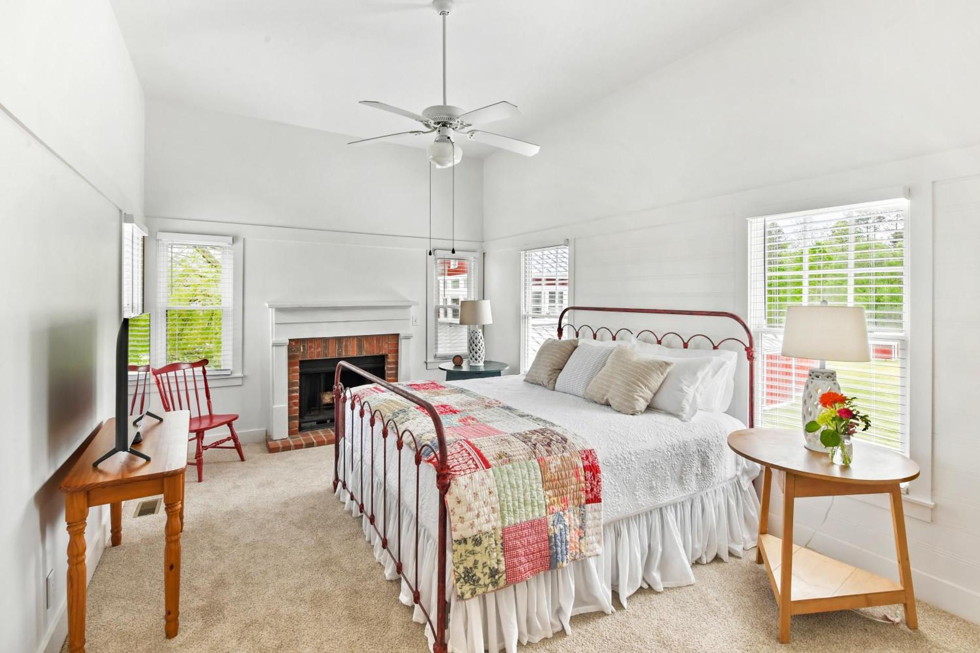 The Farmhouse Inn Buckhead Ruang foto