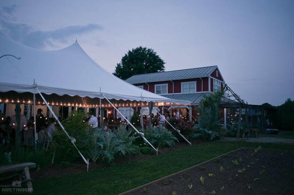 The Farmhouse Inn Buckhead Bagian luar foto
